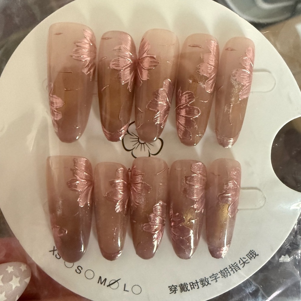 Assorted Press on Nail Sets - Bundle of 12 - Picture 6 of 15